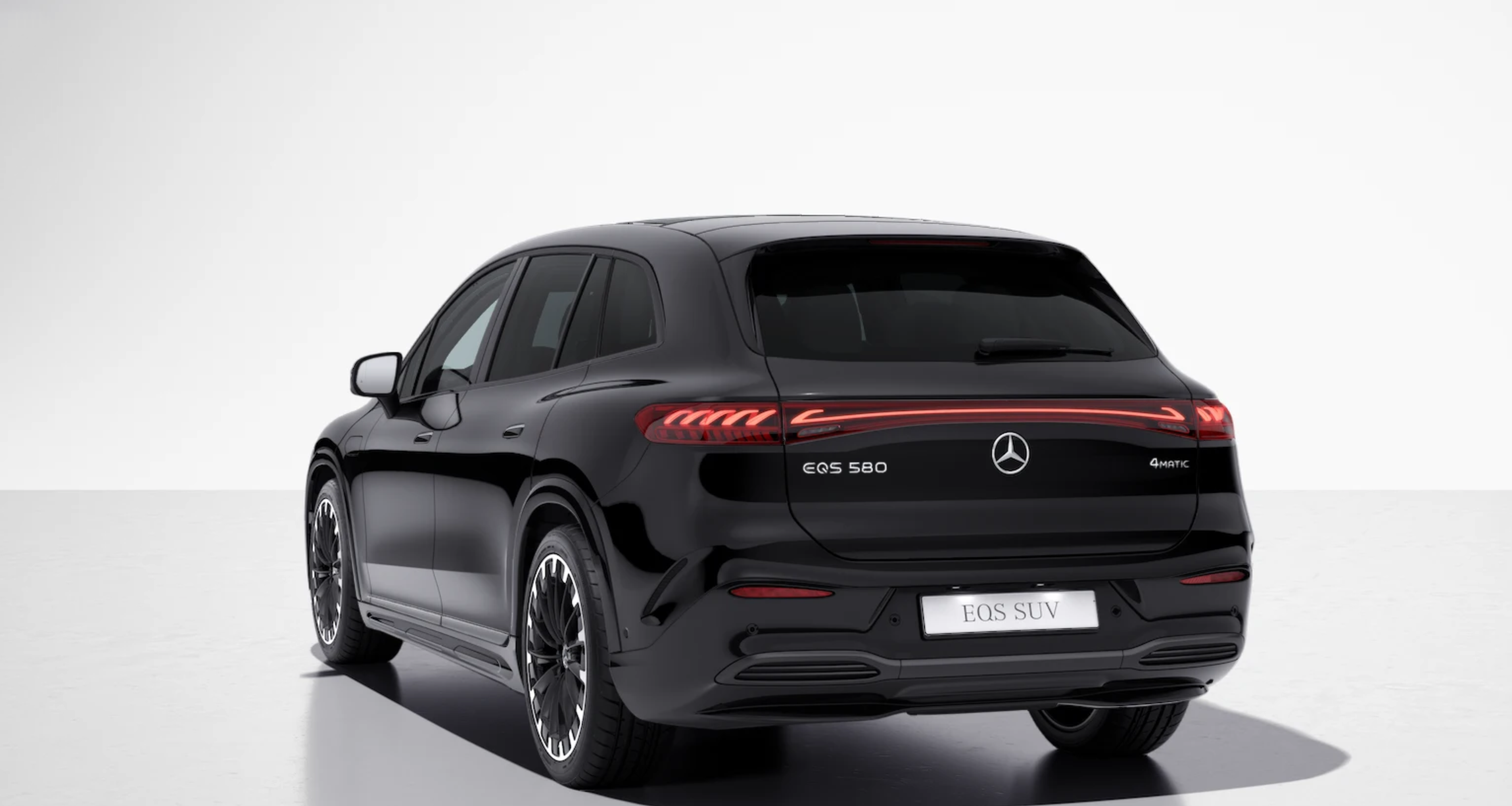 Mercedes EQS SUV 580 4matic AMG | nové luxusní elektrické SUV | novinka 2022 | první objednávky | nová auta ve výrobě | nákup online | auto eshop | virutální autosalon AUTOiBUY.com